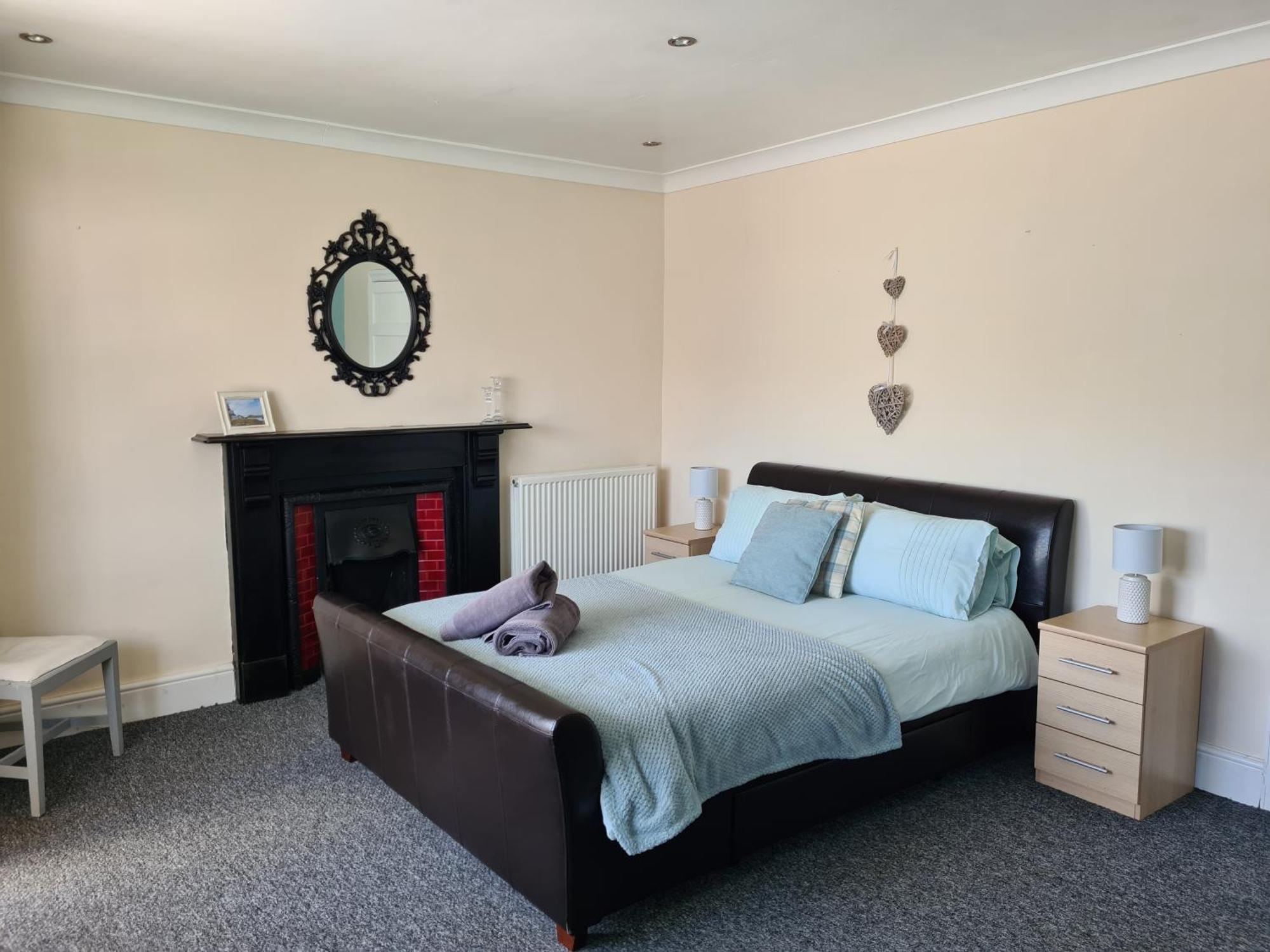 Villa Blodfa Holyhead Esterno foto