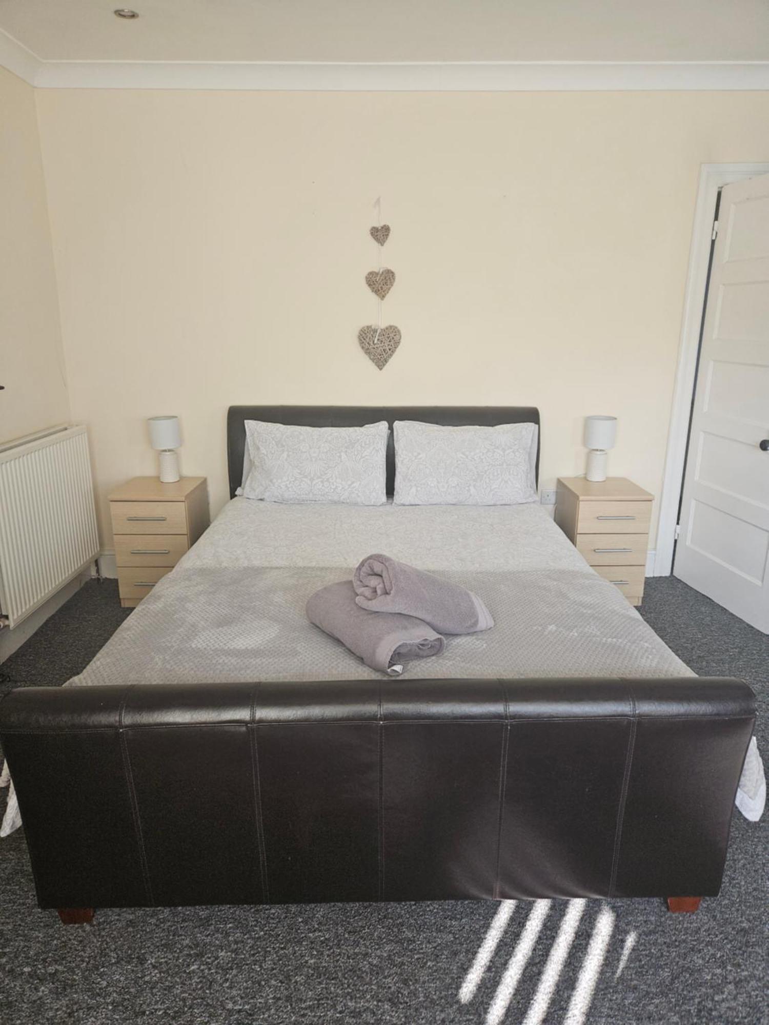 Villa Blodfa Holyhead Esterno foto
